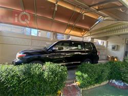 تۆیۆتا لاند کروزەر